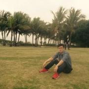 天空吸引我的个人资料头像