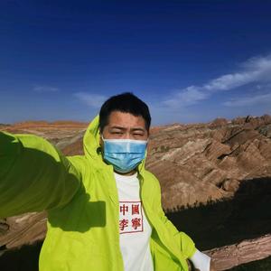 我姓丶王啦啦头像