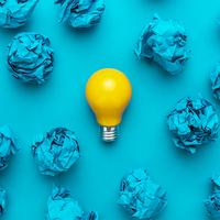 正义凛然圆月URI头像