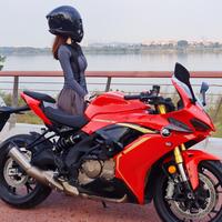 苏苏老师397头像