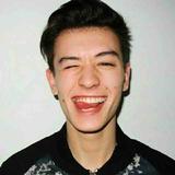 喜欢奔驰的宝马车主头像