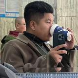 庄进松头像