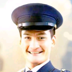 灵动哥头像