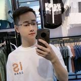 小罗海头像