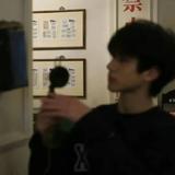 -¹⁹头像