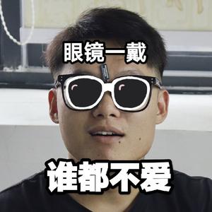 阿淮RealTalk（自由话痨版）头像