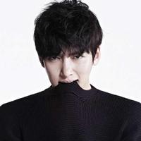 疯1样的男子头像