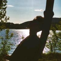 冷隆不喝奶头像