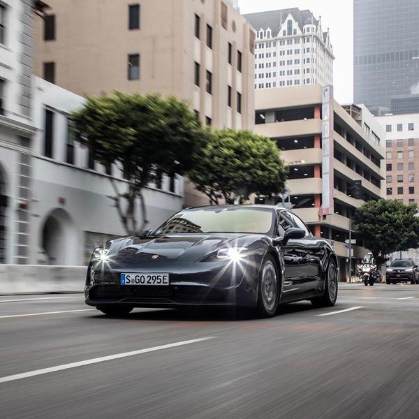 Porsche安放头像