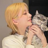 今天不熬也头像