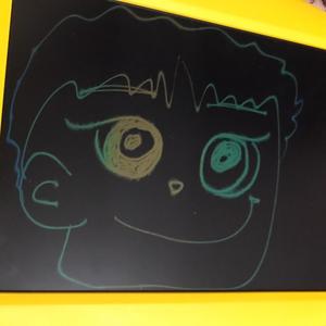 健康艾薇儿3C1g头像