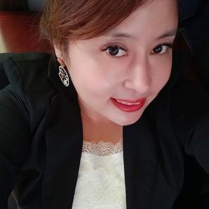 卖卡车的女汉子头像