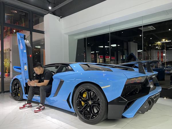 厦门阿龍说车头像