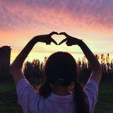 強顏歡笑172头像