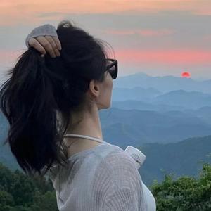 不疯狂不青春头像