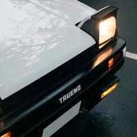 单手压4倍AK的JK头像