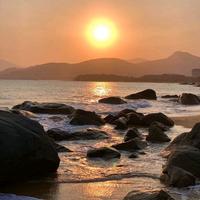 佬海游天下头像