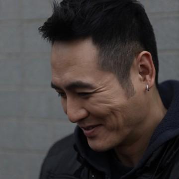 高兴侃侃车头像