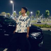 鸿运二手车陈景头像