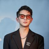 杭州发型师尼尔头像