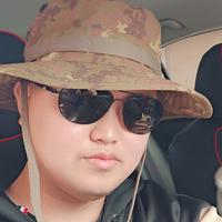 太执着而已93458622头像