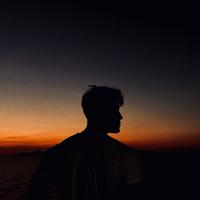 吃M不吃蒜o头像