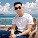 曾愛织成星轨头像