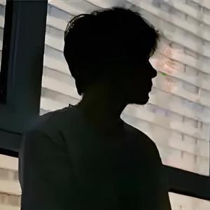 荣艺分享头像