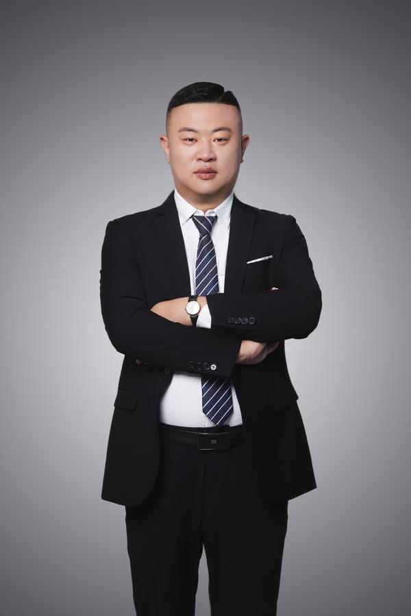 淼哥说车淼腾精选车头像