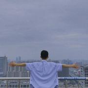 EKEK的个人资料头像