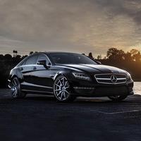 落桦靠谱哗哗哗头像