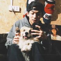 一个人981181811695头像