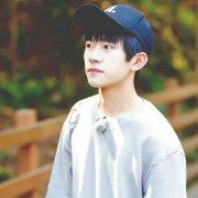 db7f3cf0419211e983ee5b4f614eb33d的个人资料头像