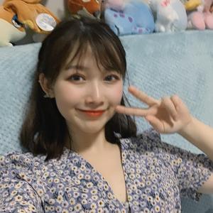 写写画画小崔崔头像