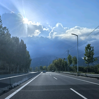 假装看不见你头像