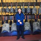 朝着太阳微笑的男人905头像