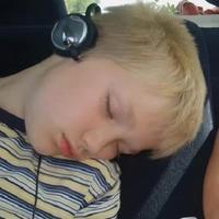 可乐1437133714352头像