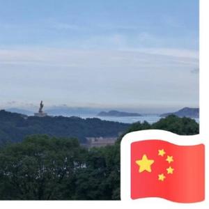大海里的小鱼哥头像
