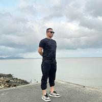 正直火车LLOYDS头像