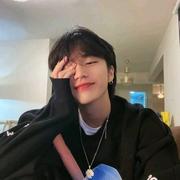 流萤135的个人资料头像