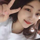 小九子呢头像
