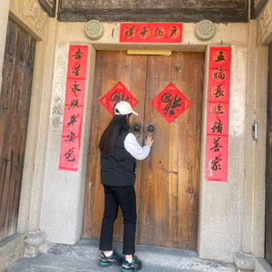 单亲带三娃卖鸡头像