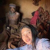 月月环球记头像