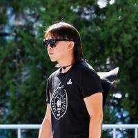 小聃开好车头像