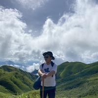 聪明的圆月KVt头像