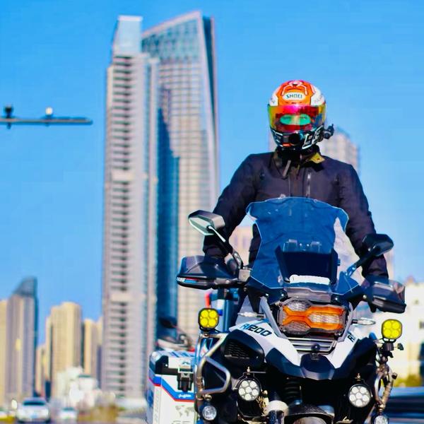 王同学的adv骑不快头像