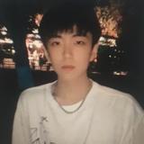正青郭头像