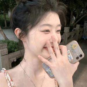 小伍聊八卦头像