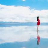 柒月娅头像