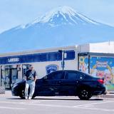 dy苗爱开车头像